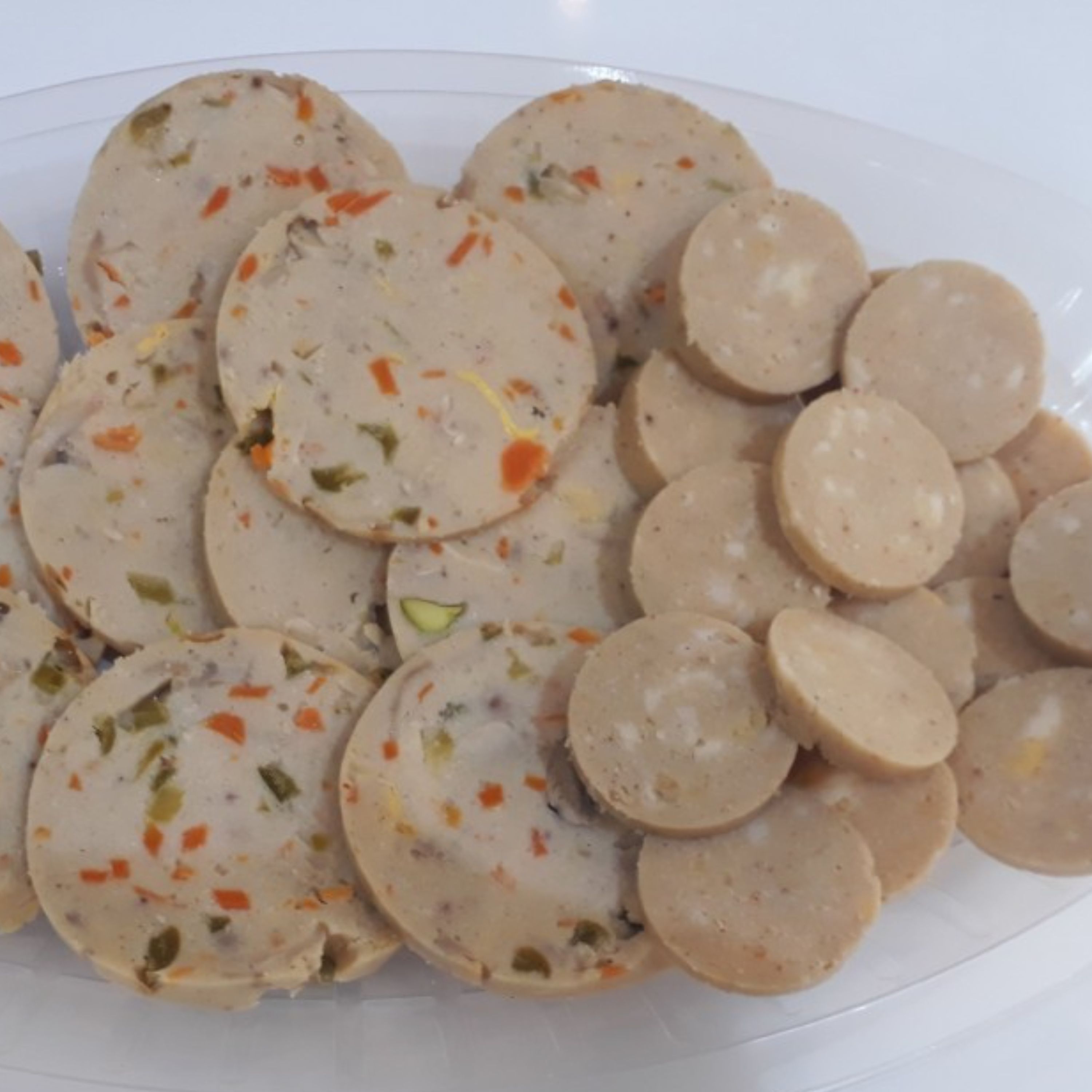 ترکیب آماده ادویه سوسیس خانگی به همراه کاور مخصوص (ادویه سوسیس طیب)