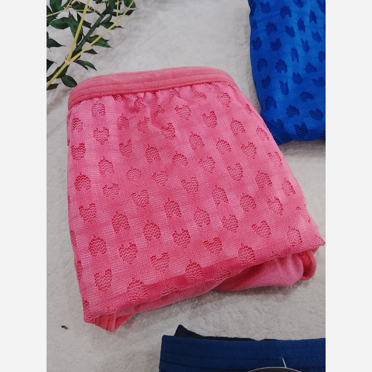 شورت زنانه نخ پنبه جلو تور ایکس لارج و دوایکس لارج و سه ایکس لارج غرفه مهوان بانو